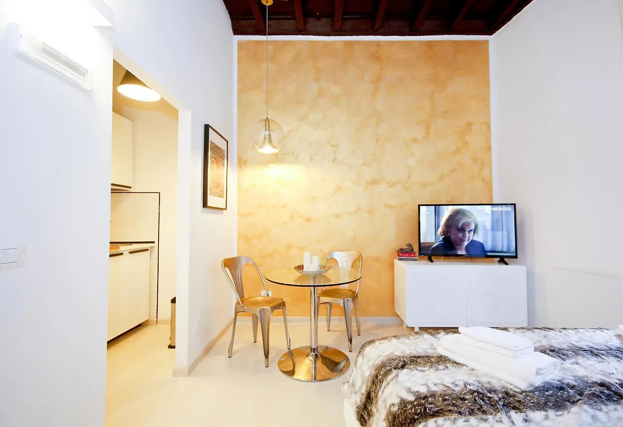 Apartamento Campo Dei Fiori D Roma 0*,
